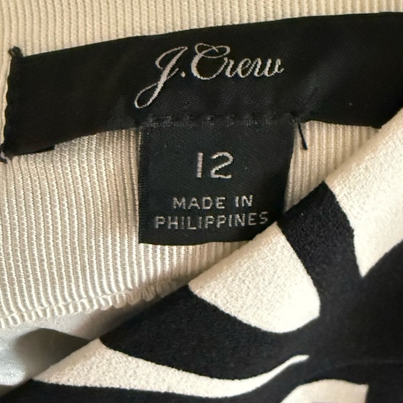 J.Crew Abstract Brushstroke Pleated Skirt | Black/White | | Size 12 - Picture 3 of 5